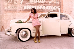 Thelma Houston  1b